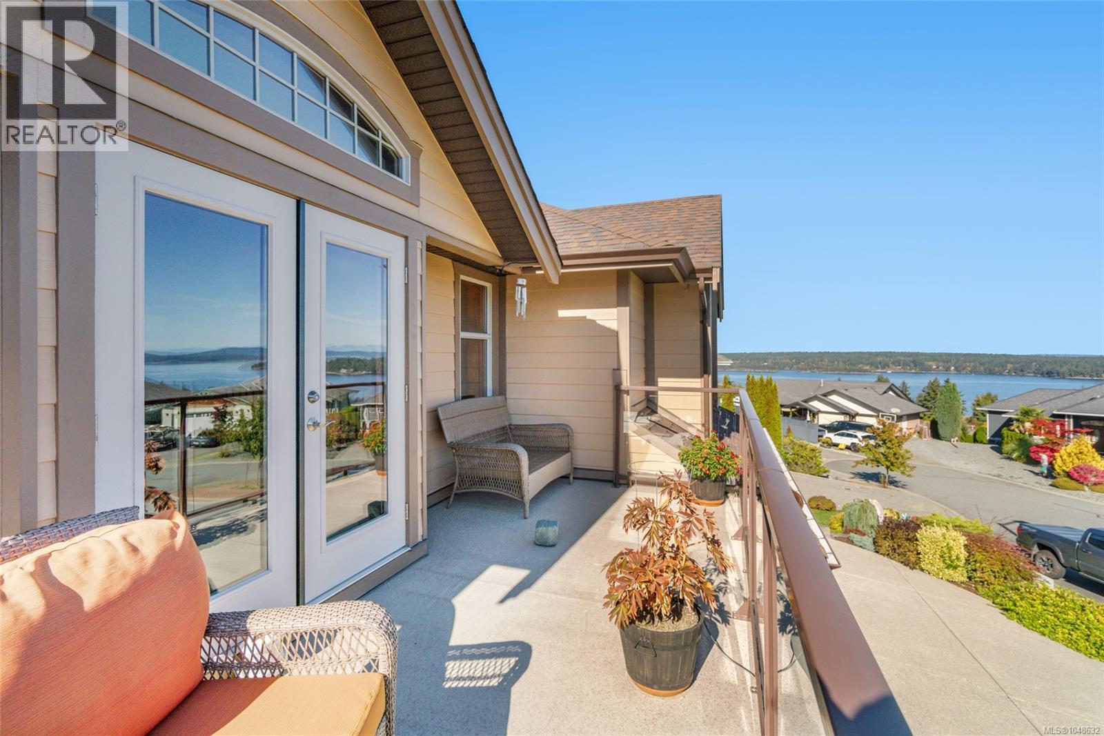 526 Douglas Pl - 9