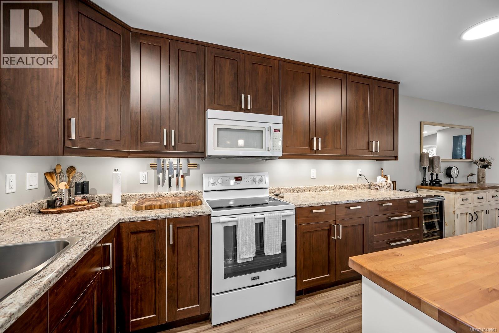 3868 Royston Rd - 16