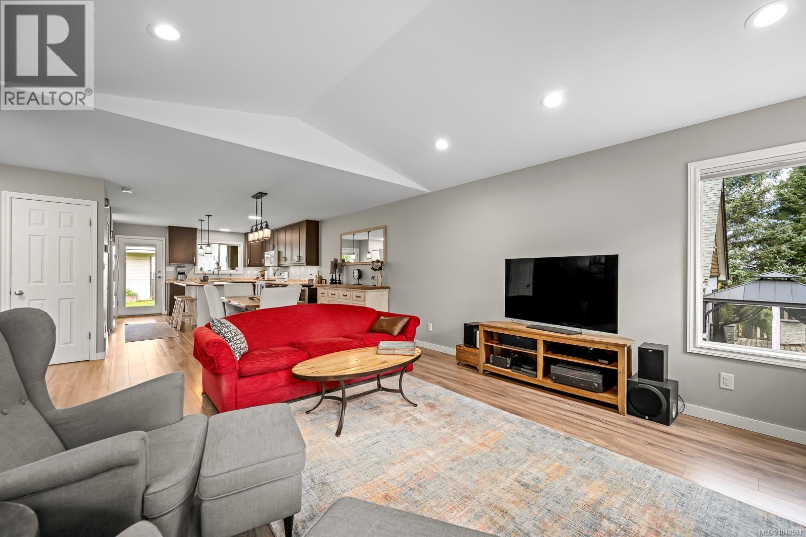 3868 Royston Rd - Image 9