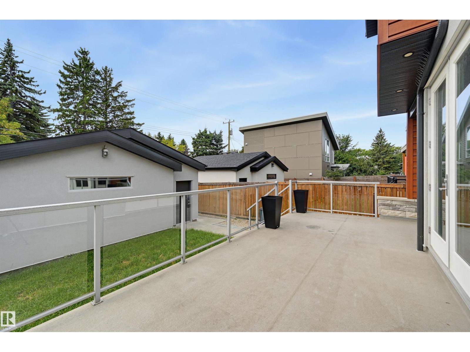11109 UNIVERSITY AV NW - 20