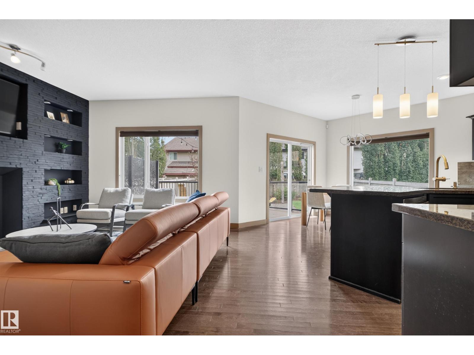 1107 CHAHLEY CT NW - 6