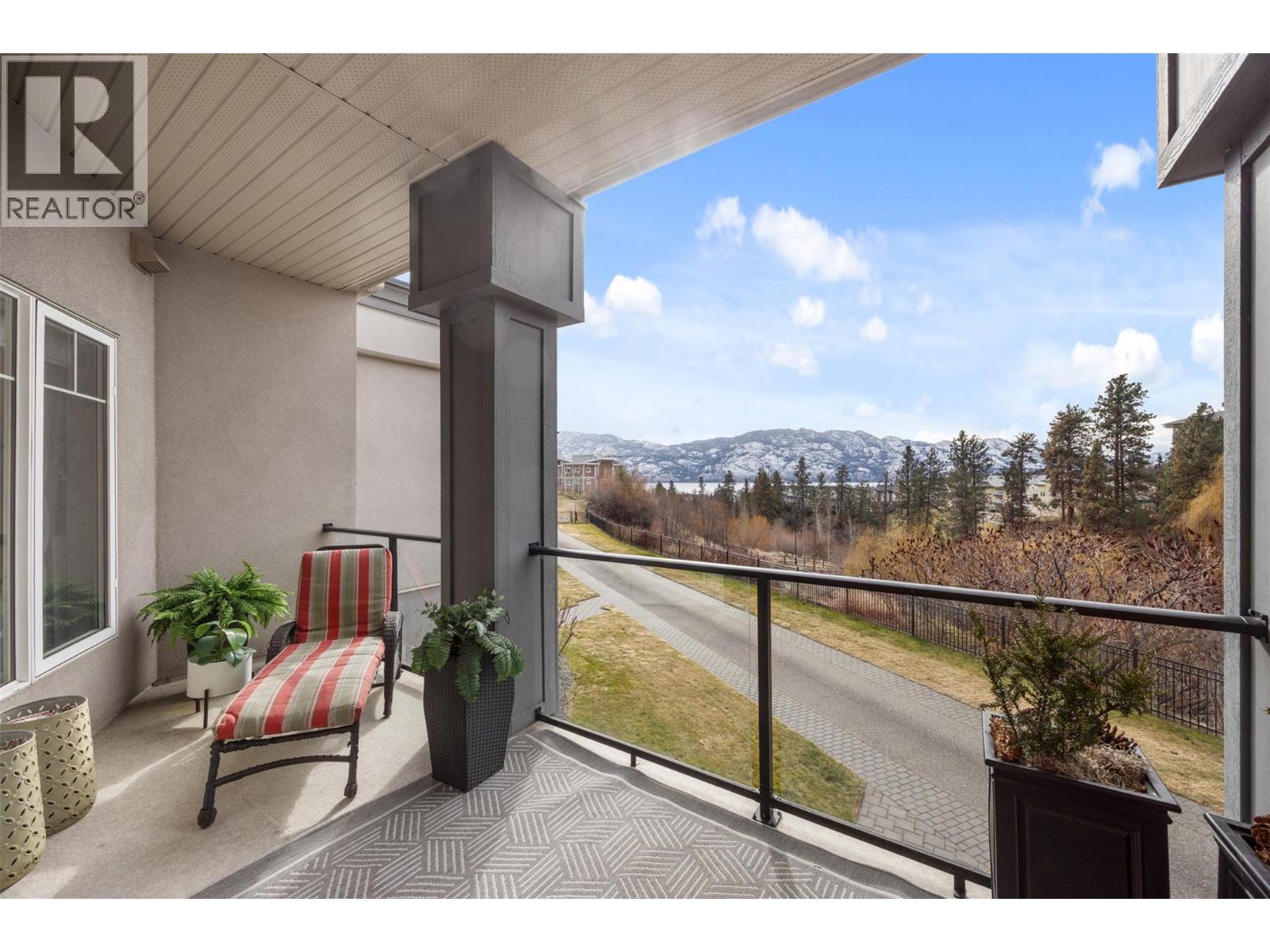 211 3645 Carrington Road, West Kelowna