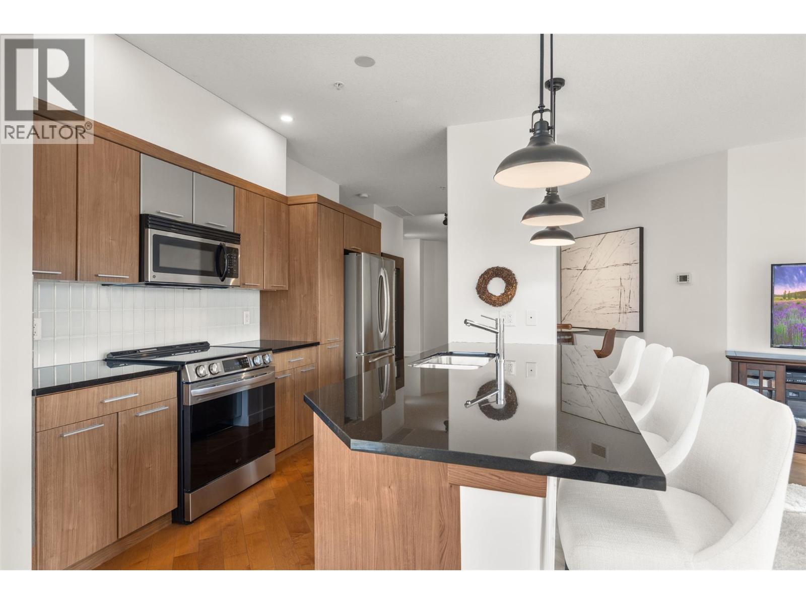 211 3645 Carrington Road, West Kelowna
