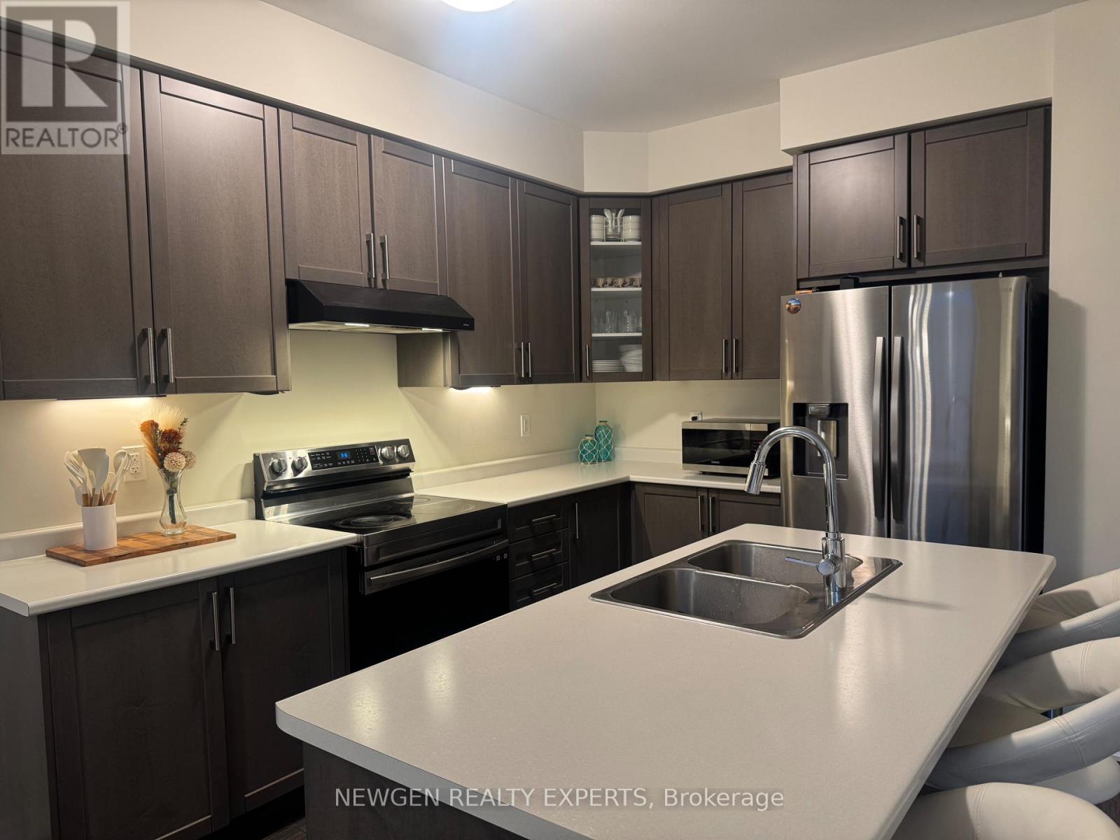 4 LADD AVENUE, Brantford — photo 9
