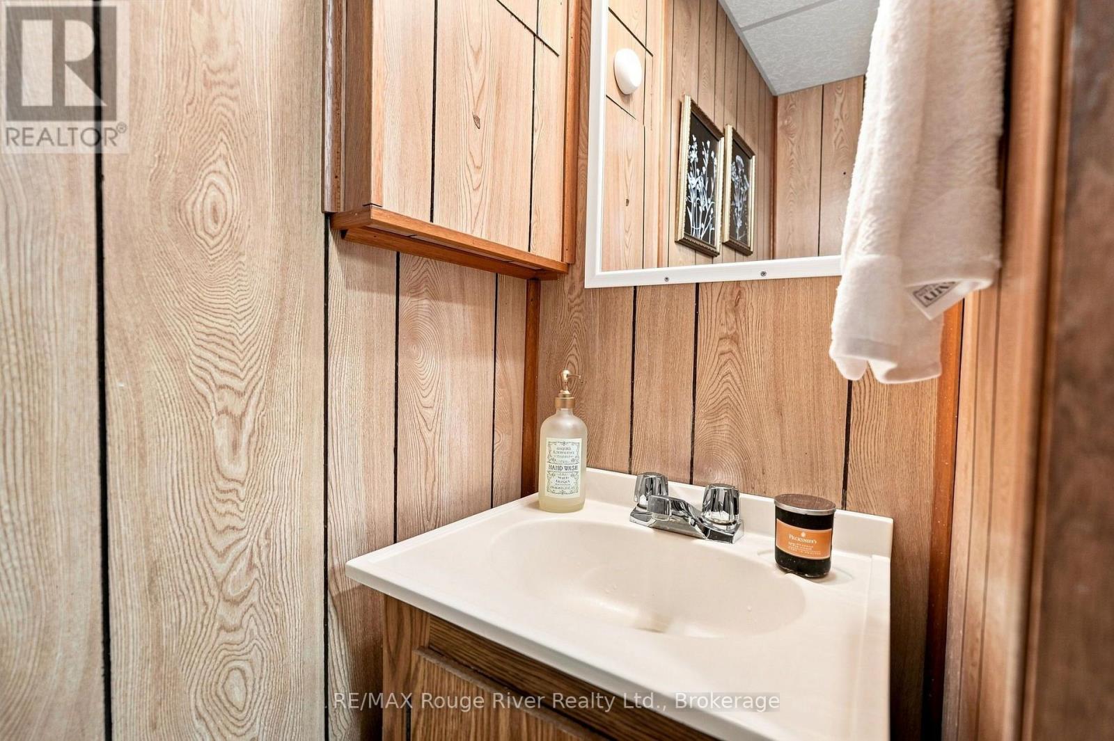 117 PINE HILLS ROAD - Image 40