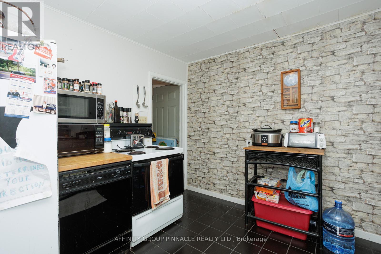 81 CEDAR BEACH ROAD, Brock (Beaverton) — photo 9