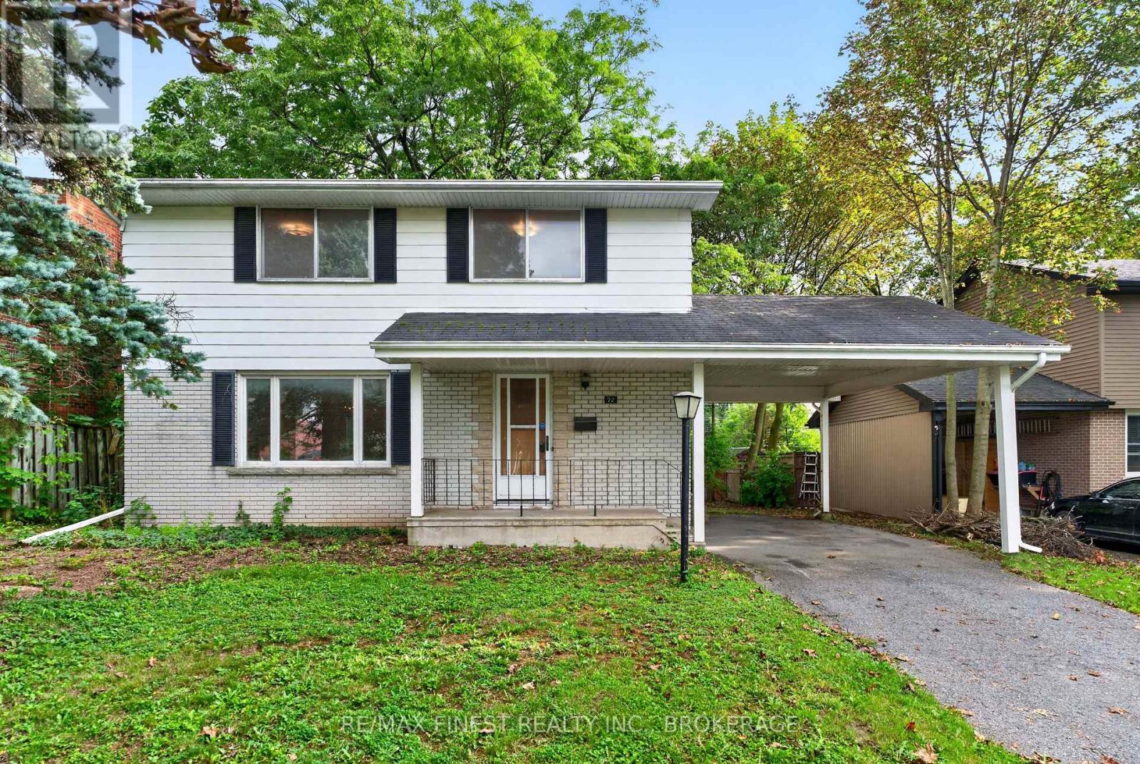 92 CLIFF CRESCENT, Kingston (Central City West) — photo 2