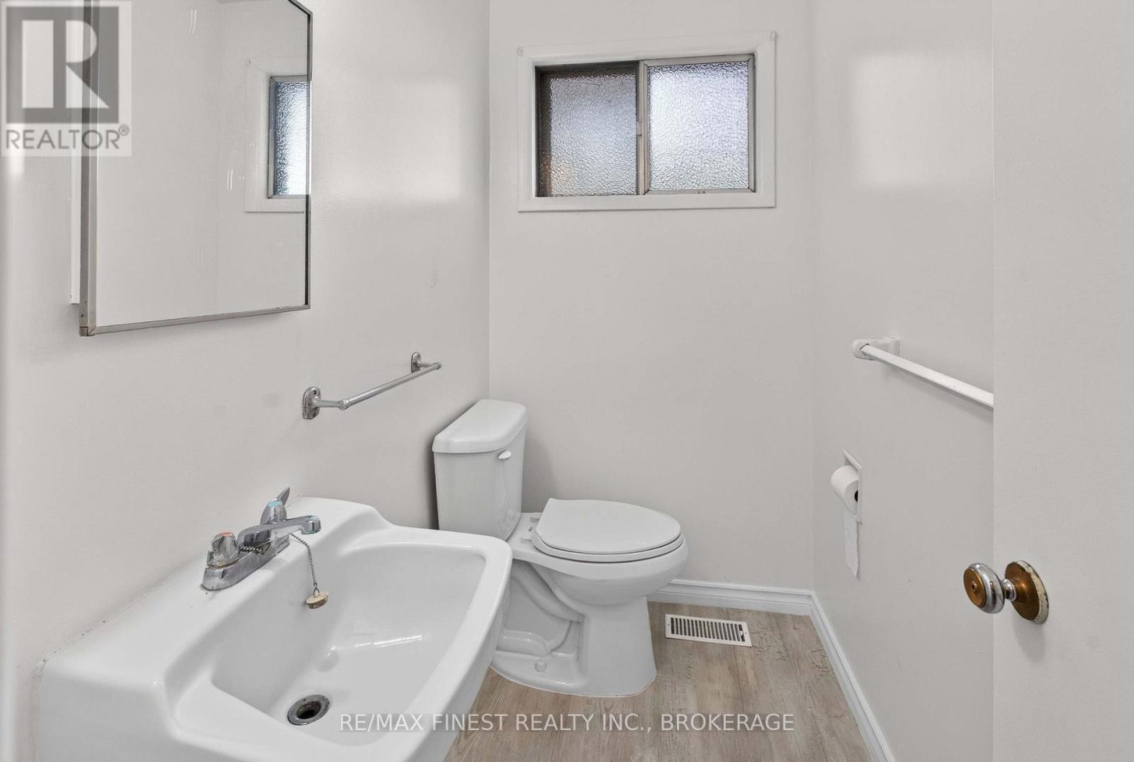 92 CLIFF CRESCENT - Image 30