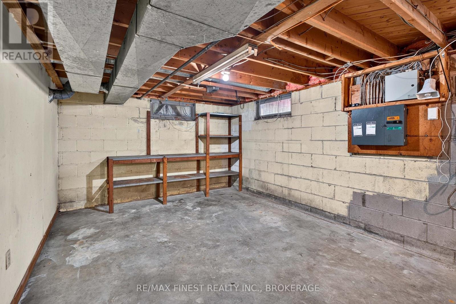 92 CLIFF CRESCENT - Image 33