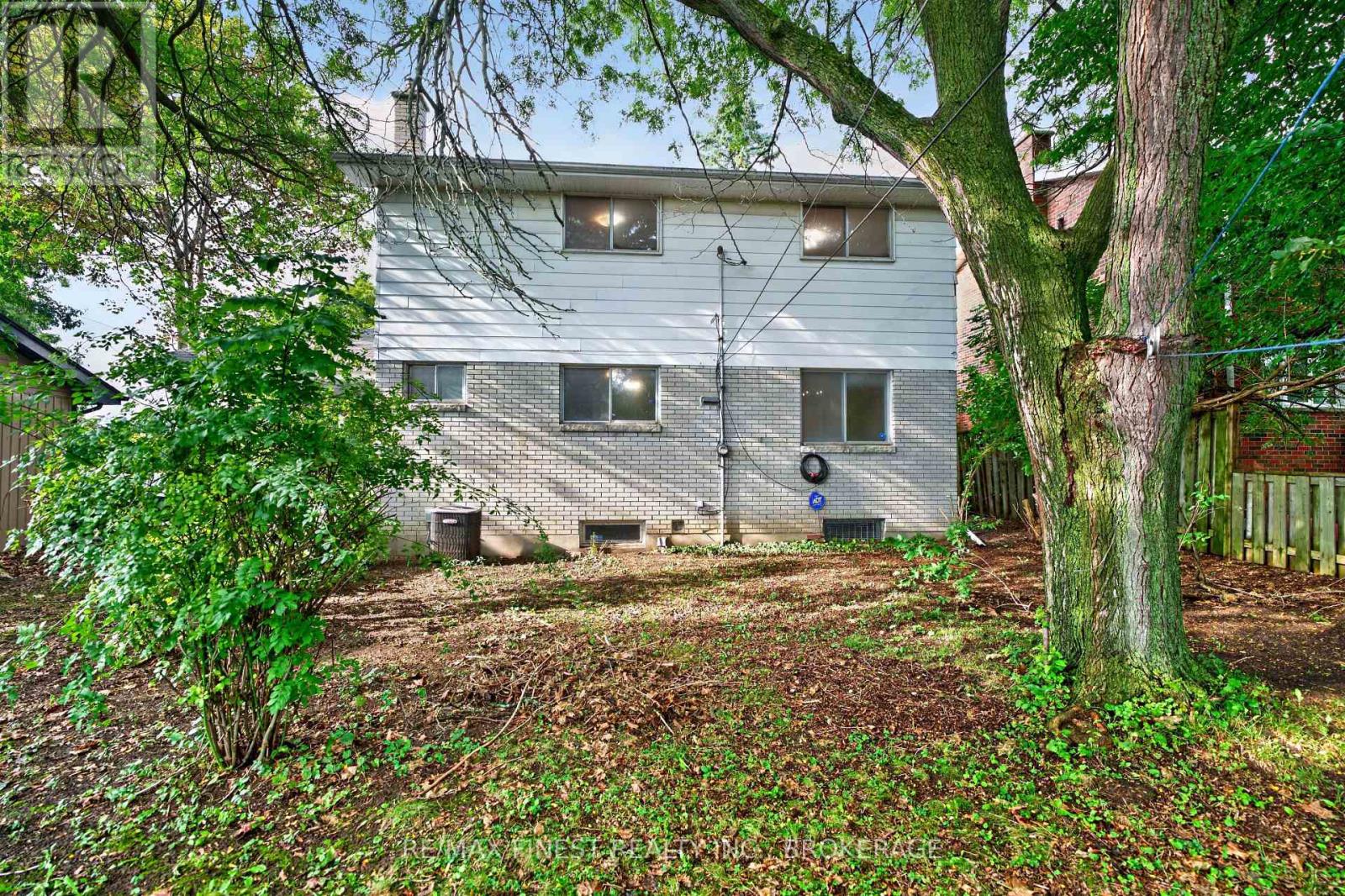 92 CLIFF CRESCENT - 6