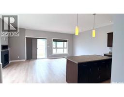2pc Bathroom - 1 697 Sun Valley Drive, Estevan, SK S4A2X7 Photo 7