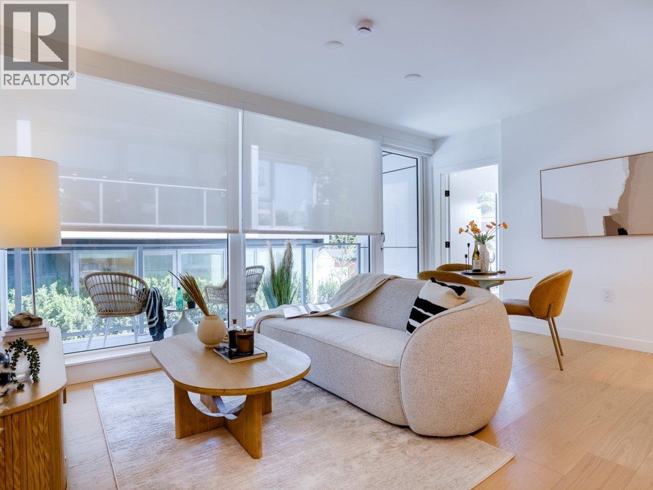#208 8080 OAK Street, Vancouver, British Columbia, V6P0N1, Vancouver, British Columbia — photo 3 of 5