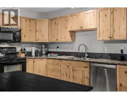 111, 300 Palliser Lane, Canmore, AB T1W0H5 Photo 12