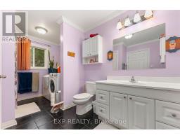 716 Cybulski Road, Madawaska Valley, ON K0J1B0 Photo 22