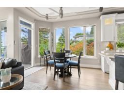 15507 Columbia Avenue, White Rock, BC V4B1K5 Photo 12