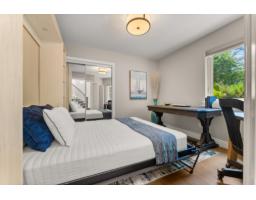 15507 Columbia Avenue, White Rock, BC V4B1K5 Photo 23