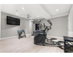 15507 Columbia Avenue, White Rock, BC V4B1K5 Photo 32