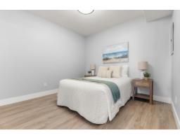 15507 Columbia Avenue, White Rock, BC V4B1K5 Photo 36