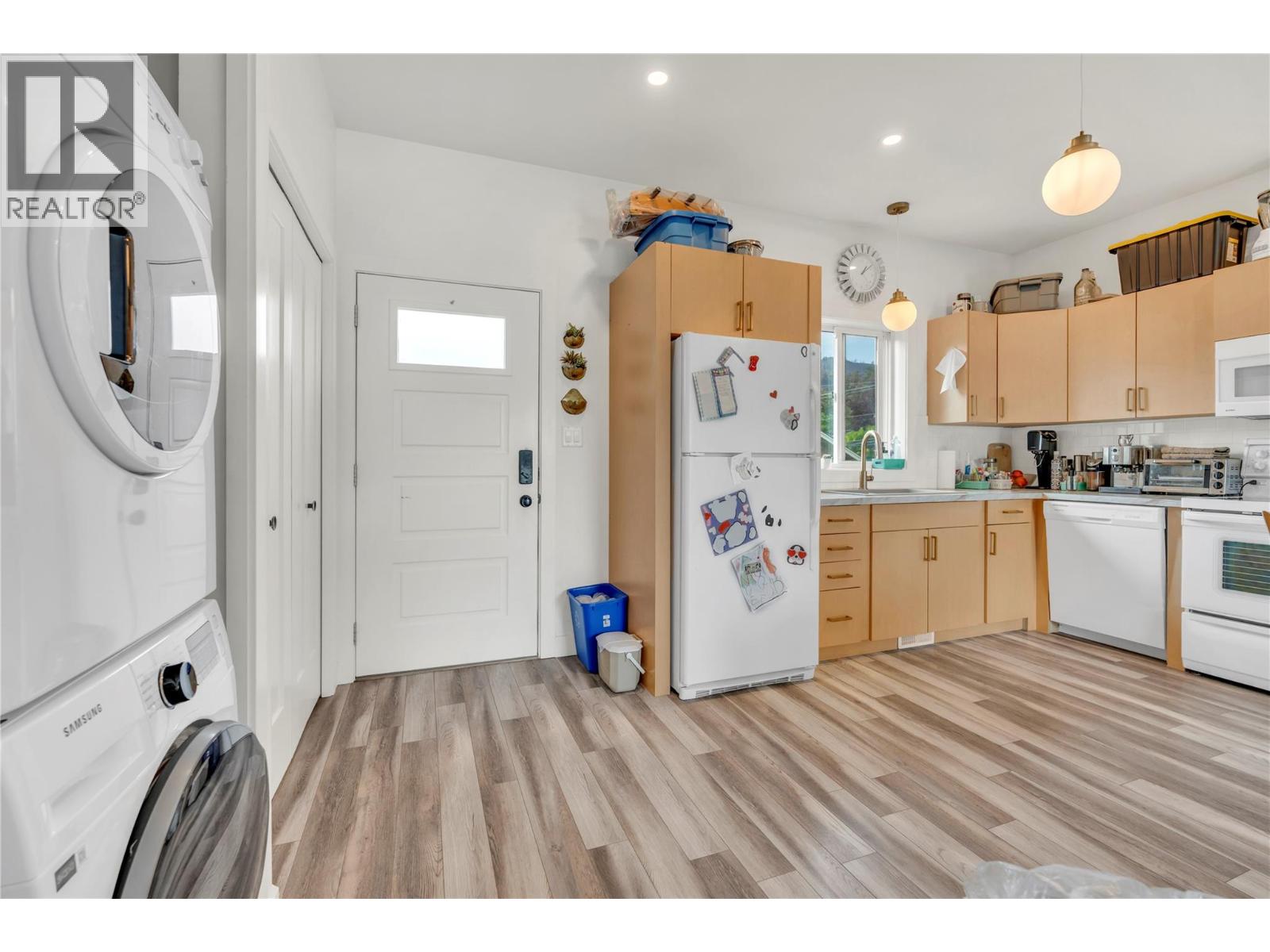 11317 Prairie Valley Road, Summerland