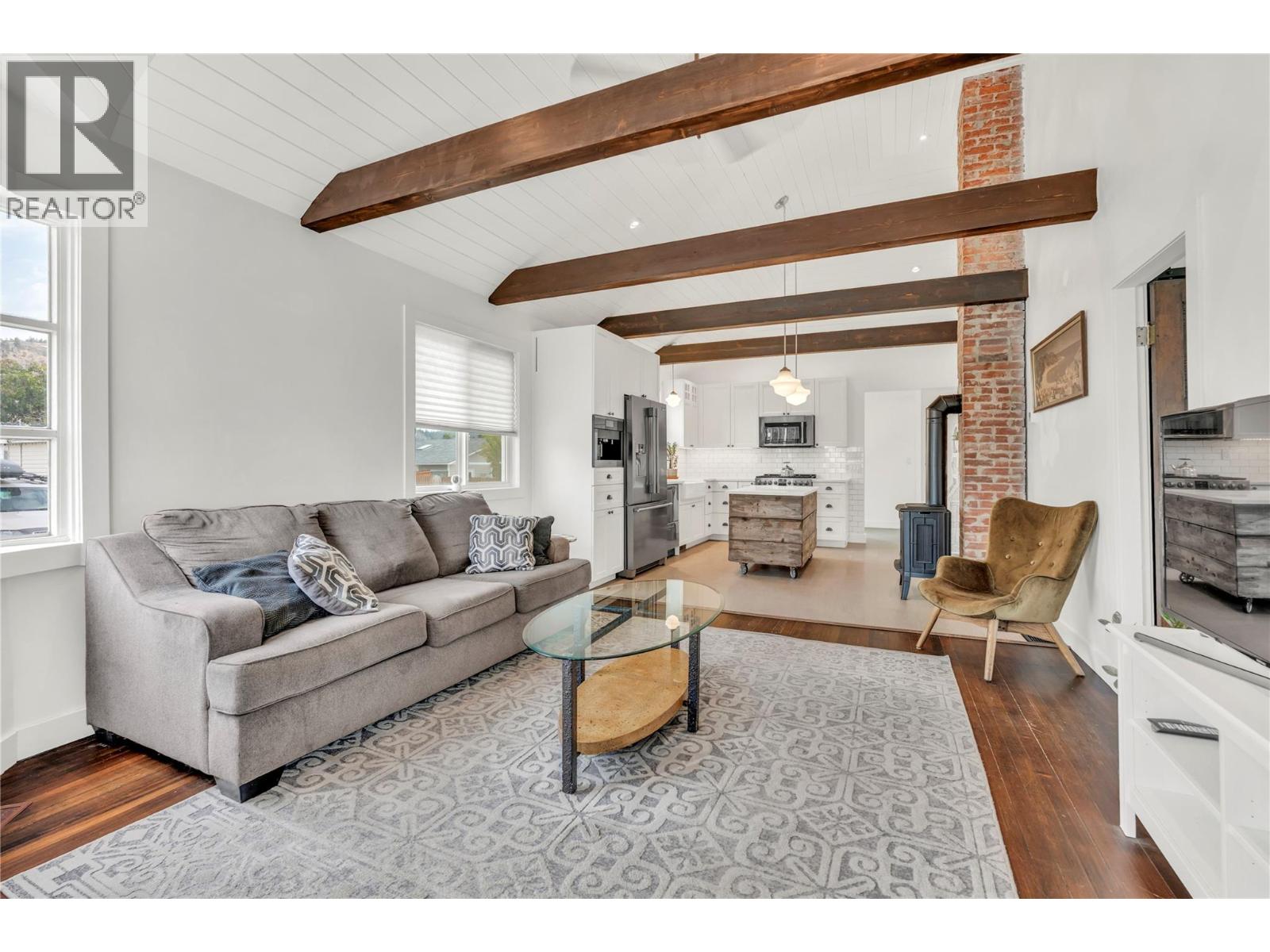 11317 Prairie Valley Road, Summerland