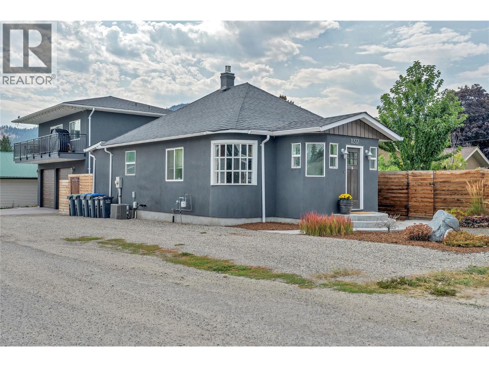 11317 Prairie Valley Road, Summerland
