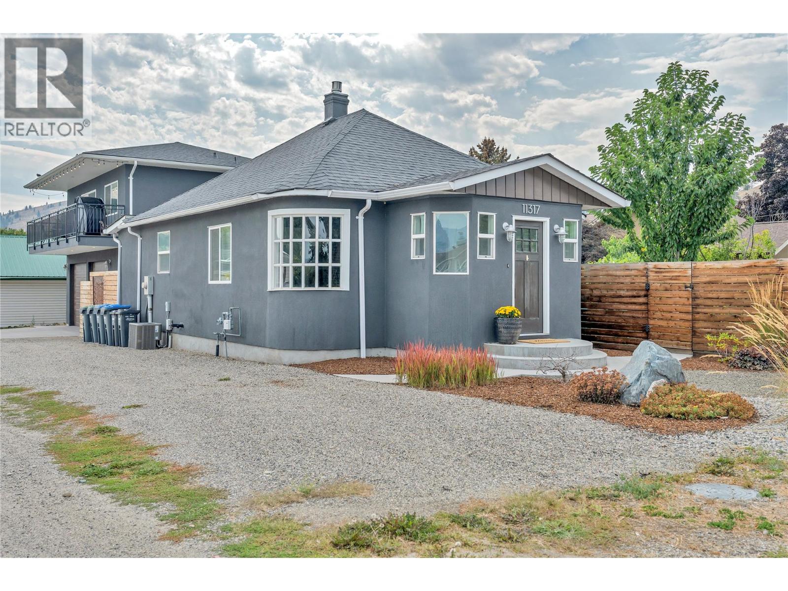 11317 Prairie Valley Road, Summerland