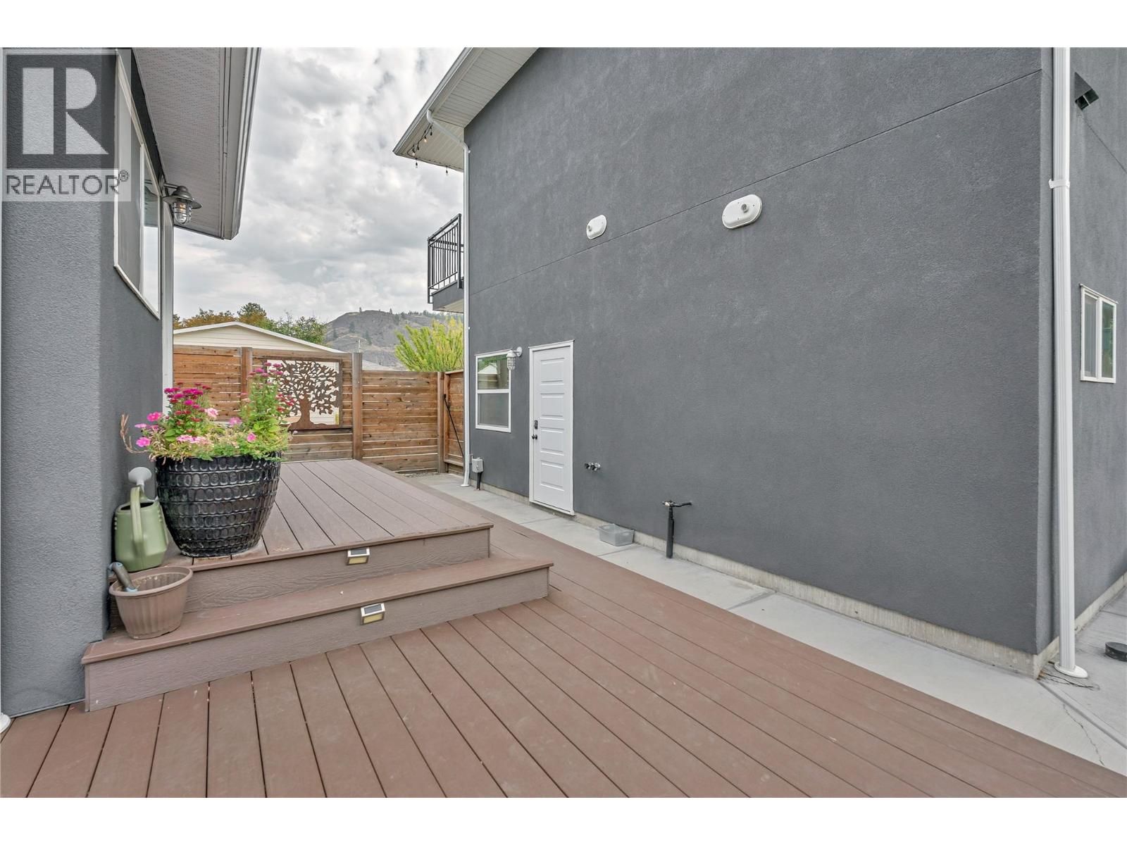 11317 Prairie Valley Road, Summerland