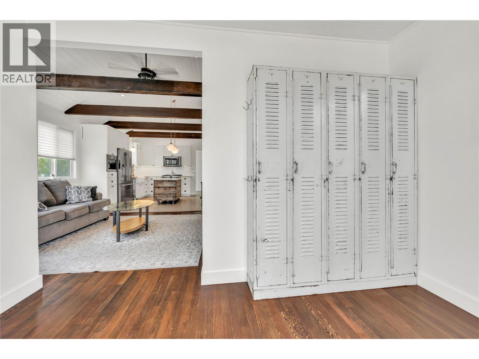 11317 Prairie Valley Road, Summerland