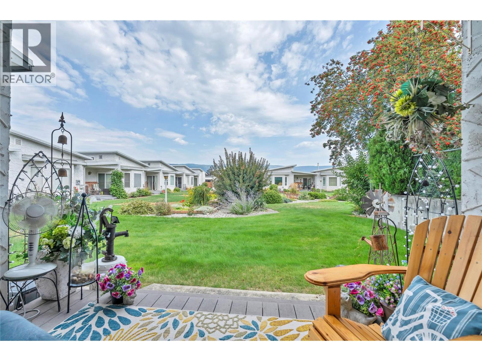 #1 11222 Quinpool Road - 2