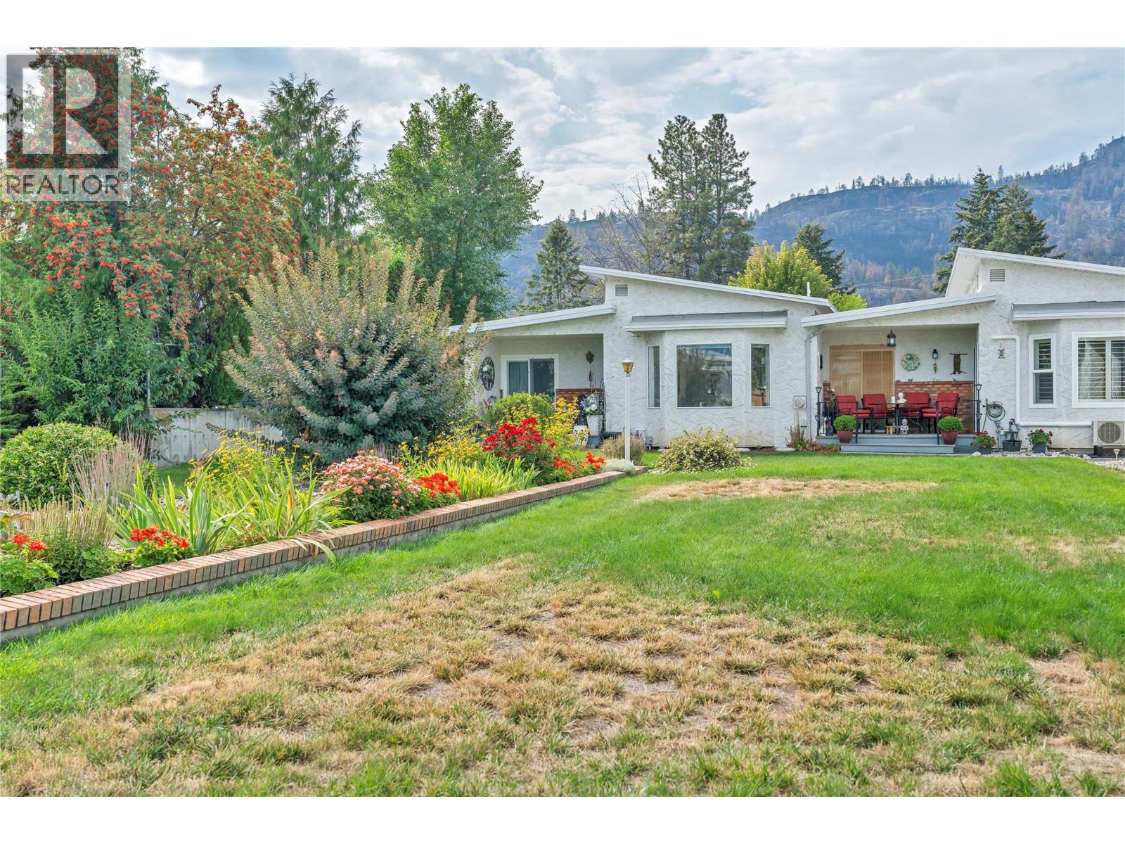 11222 Quinpool Road Unit# 1, Summerland
