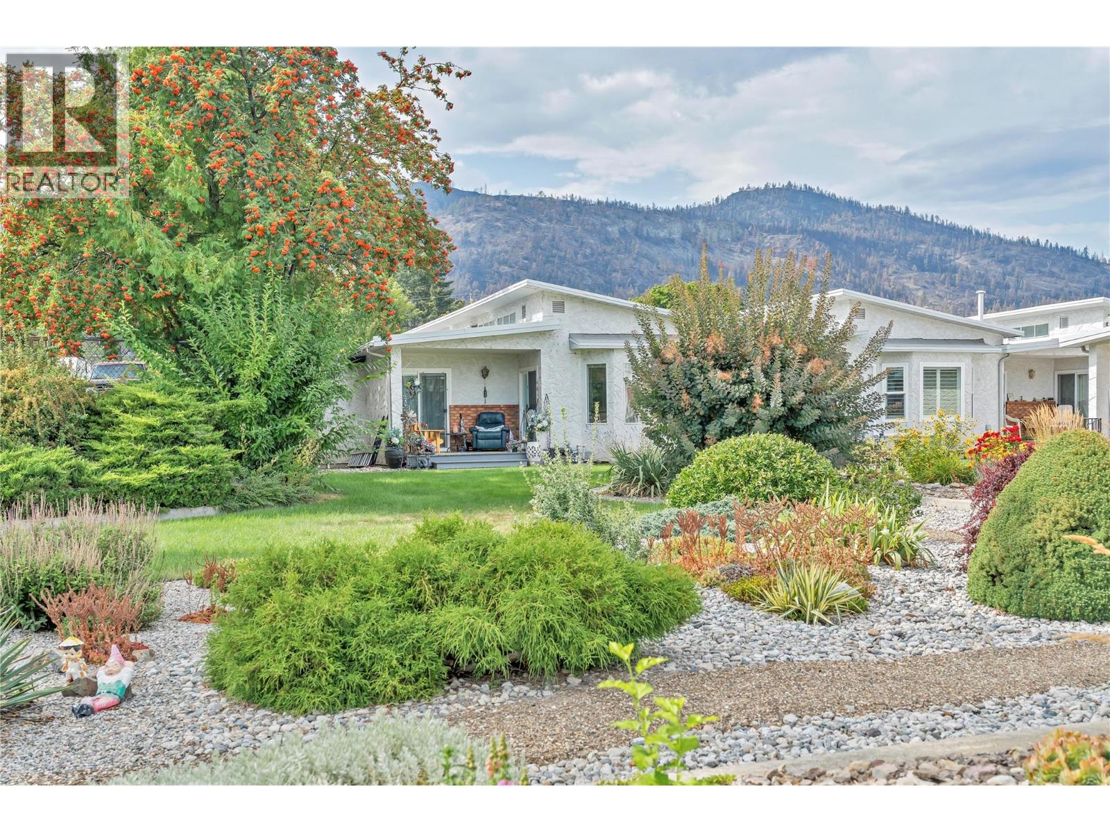 11222 Quinpool Road Unit# 1, Summerland