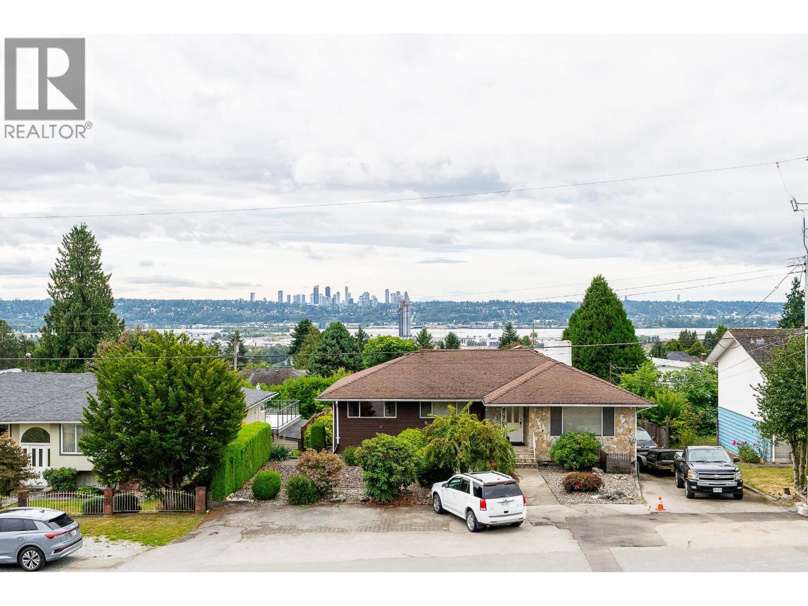101 1149 DANSEY AVENUE, Coquitlam