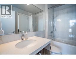 Ph 606 22318 Lougheed Highway, Maple Ridge, BC V2X2T4 Photo 14