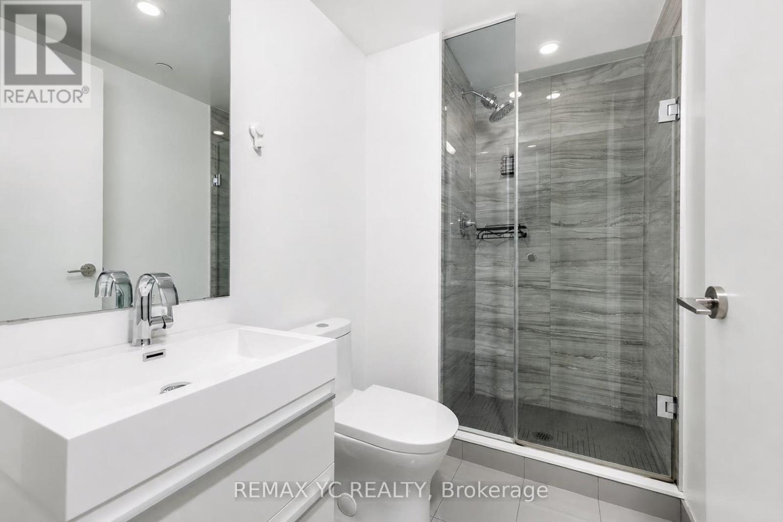 #3708 39 ROEHAMPTON AVENUE - 23