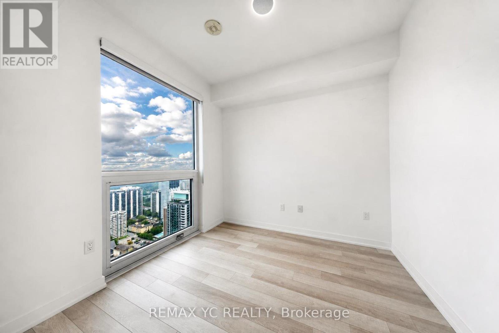 #3708 39 ROEHAMPTON AVENUE - 22