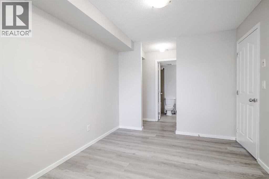 #208 355 Taralake Way NE - 19