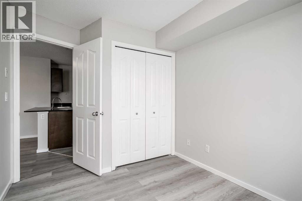 #208 355 Taralake Way NE - 25