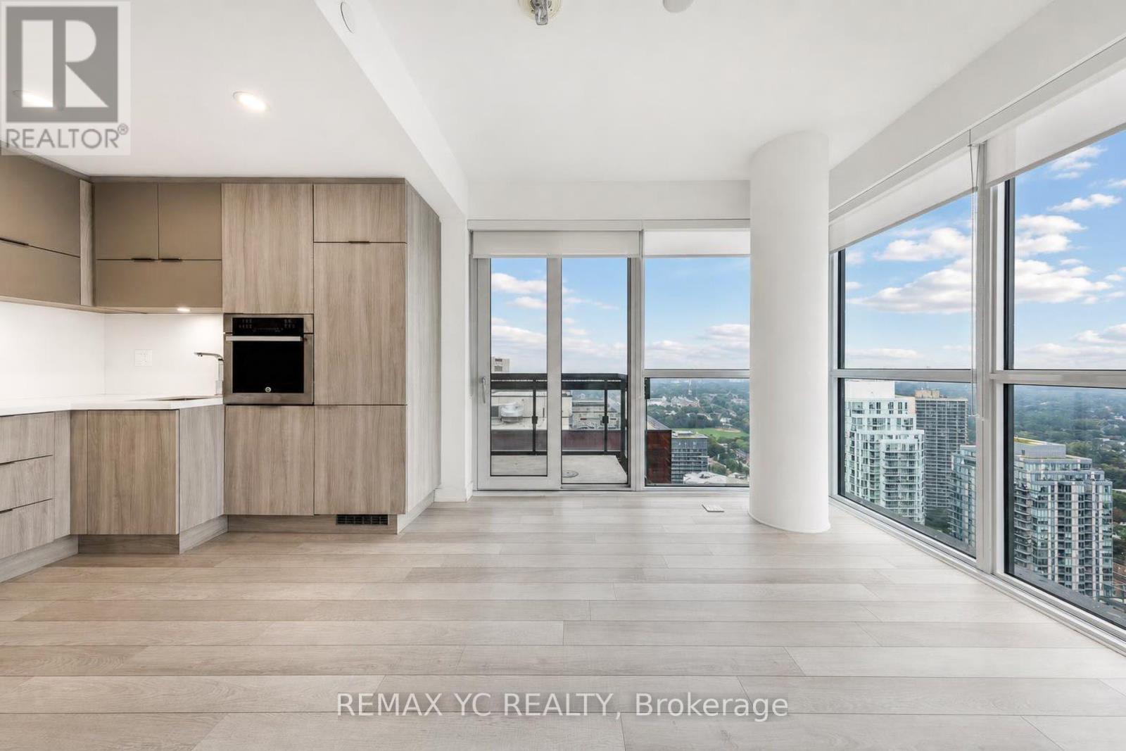 #3708 39 ROEHAMPTON AVENUE - 8