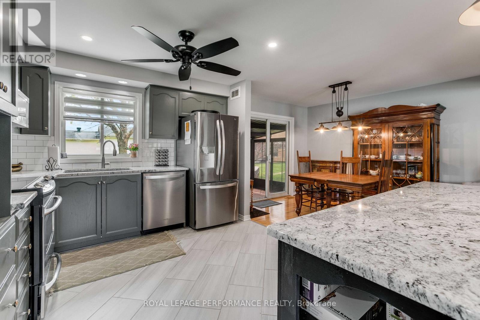6277 MACRAE COURT - 11