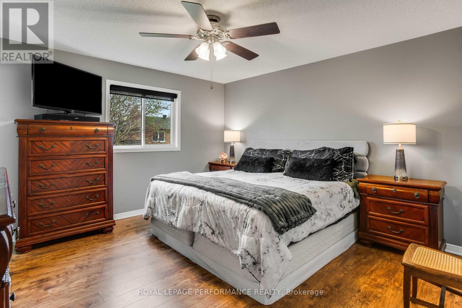 6277 MACRAE COURT - 17