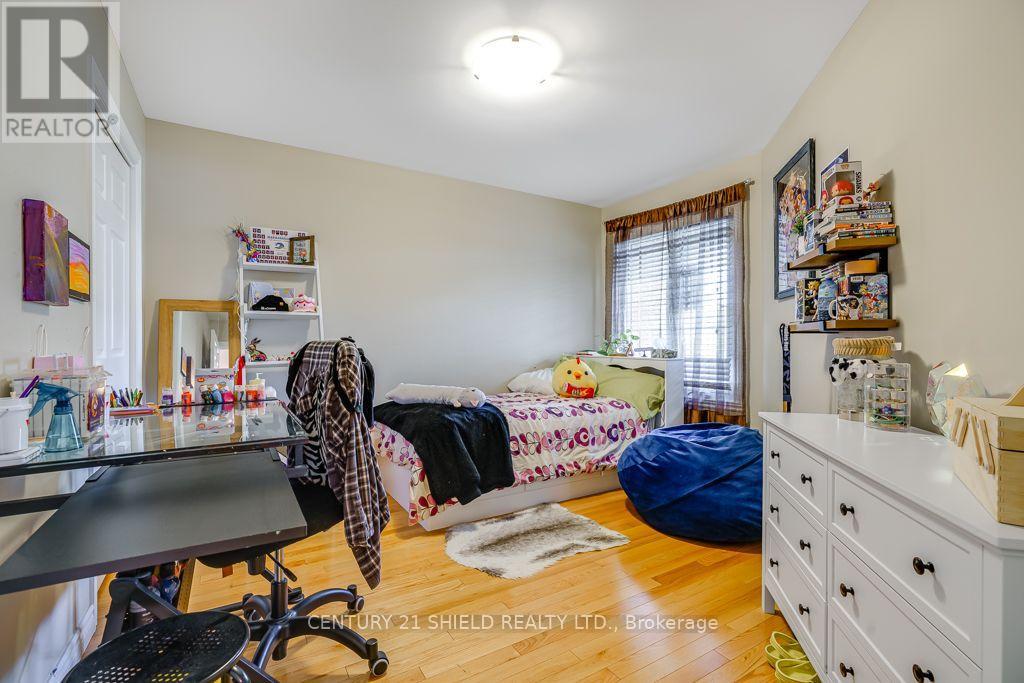 46 SUNSET BOULEVARD - Image 12