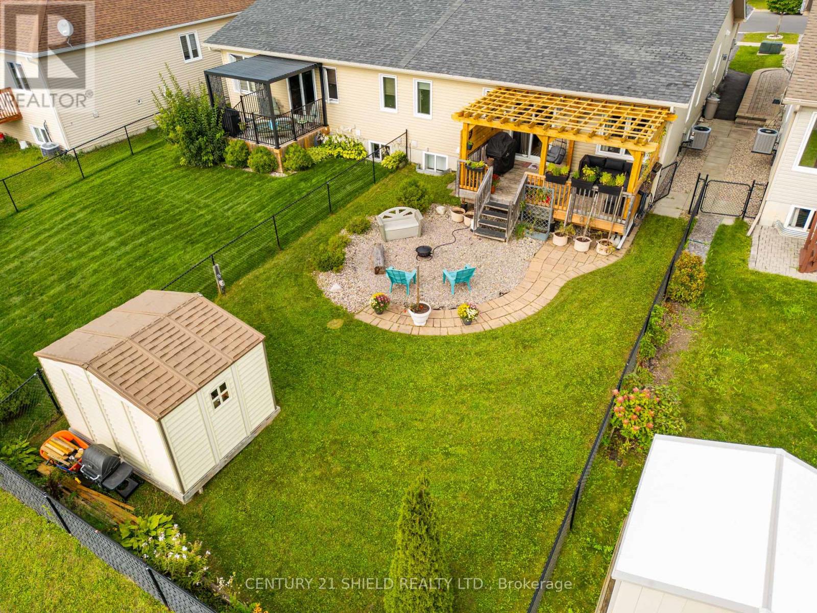 46 SUNSET BOULEVARD - Image 23