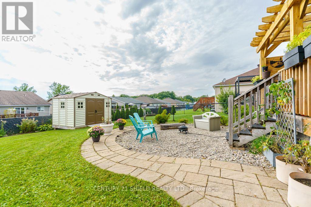 46 SUNSET BOULEVARD - Image 26