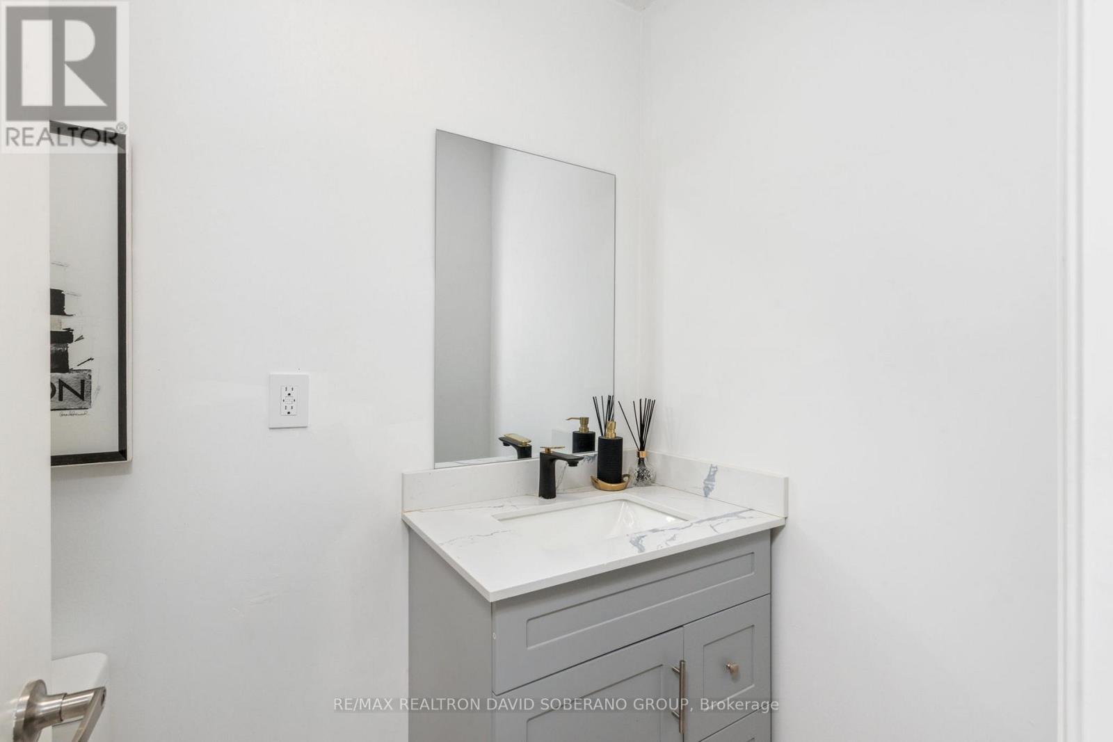 35 ALMORE AVENUE - 17