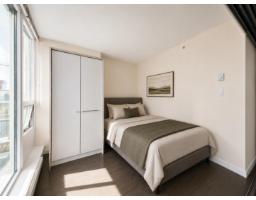 808 13303 Central Avenue, Surrey, BC V3T0K6 Photo 6