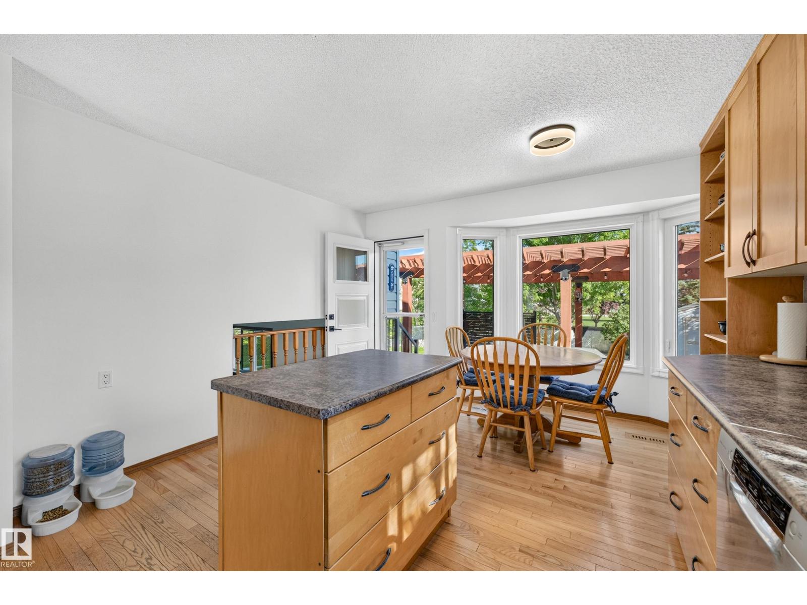 468 DAVENPORT PL - 14