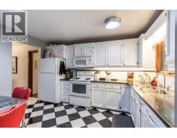 30 Noble Court Sw, Medicine Hat, AB T1A4A3 Photo 18