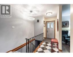 Bedroom - 30 Noble Court Sw, Medicine Hat, AB T1A4A3 Photo 7