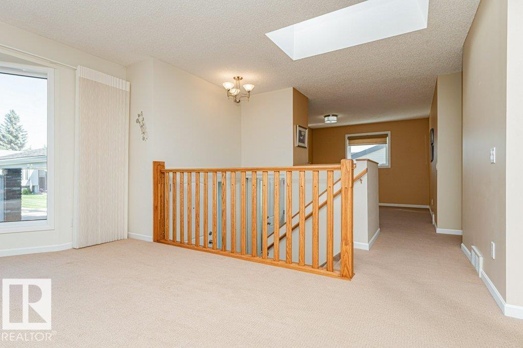 10439 14 AV NW - 11