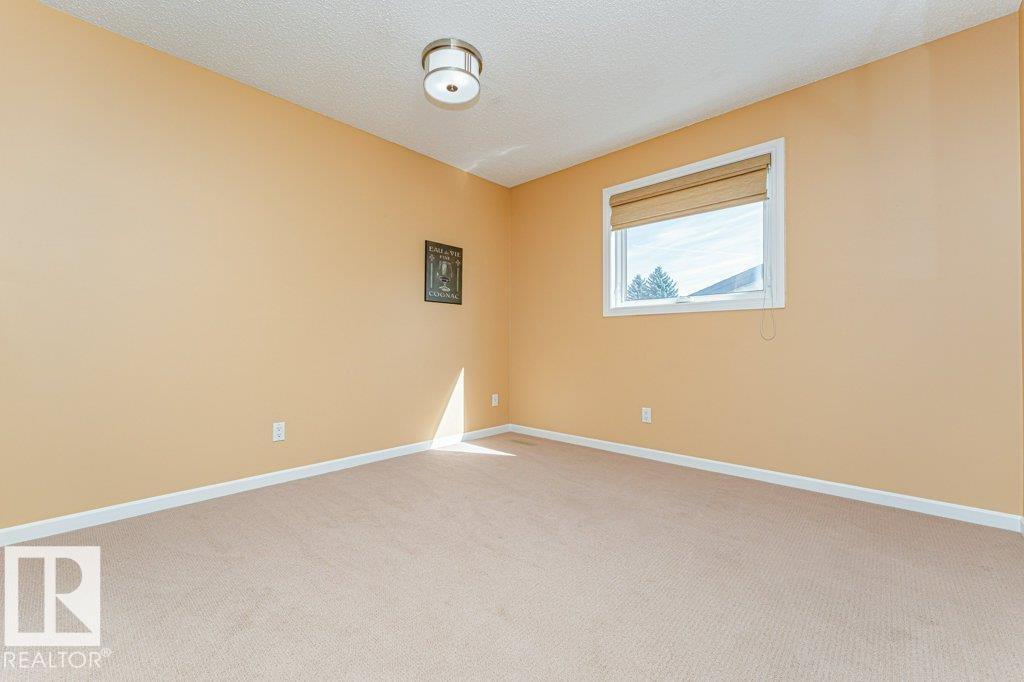 10439 14 AV NW - 21
